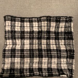 Hollister black and white tube top